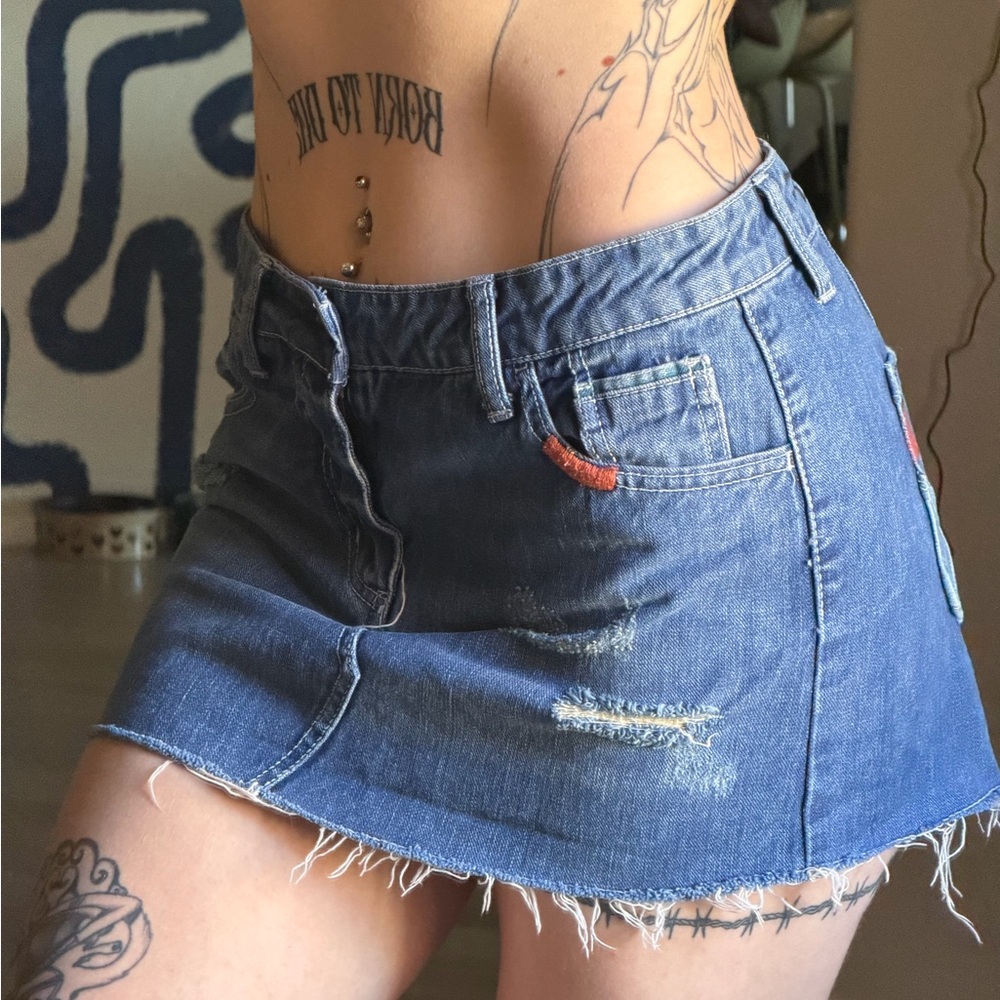 American Eagle Outfitters Blue Distressed Mini Skirt
